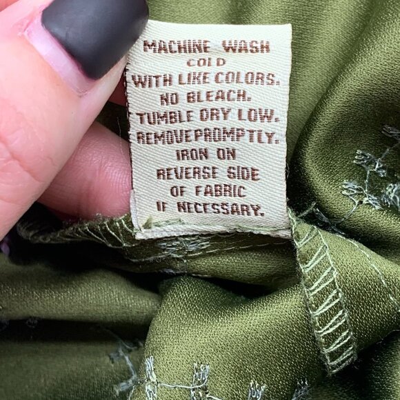 🎉Lovedbaby Green Embroidered Nursing Cover - Picture 6 of 7